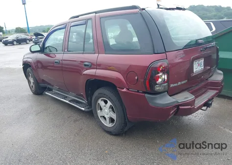 2004 Chevrolet Trailblazer Ls z USA, uszkodzony, nr VIN 1GNDS13S742390823